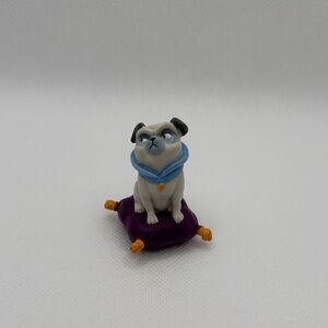 Vintage Disney 1991 Pocanhontas Percy the Dog on purple pillow Figurine Toys
